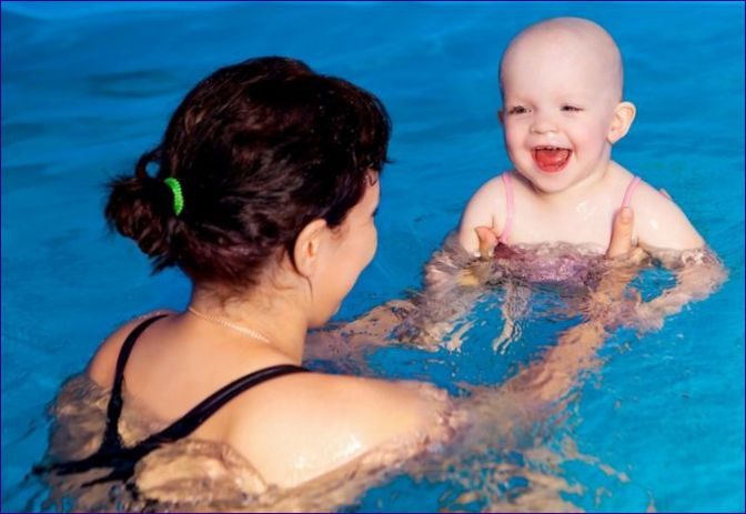 Jak naučit dítě plavat