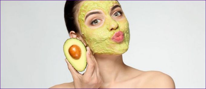 Avokádová maska na obličej: 5 domácích receptů a 5 hotových výrobků