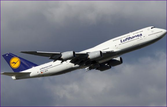 Boeing-747-8I - nejdelší dopravní letadlo