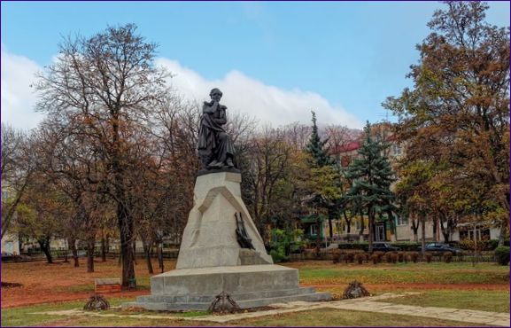 Lermontovův pomník